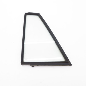 MERCEDES W110 QUARTER WINDOW RUBBER SEAL REAR LEFT  MERCEDES W110 QUARTER WINDOW RUBBER SEAL REAR LEFT