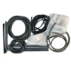 MERCEDES W114 W115 RUBBER GASKET SEAL SET 25 PIECES MERCEDES W114 W115 RUBBER GASKET SEAL SET 25 PIECES