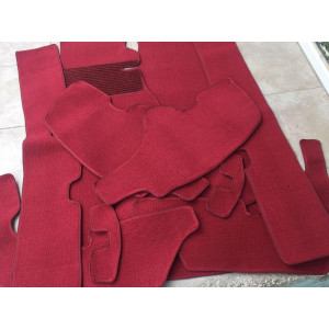 Mercedes W123 Carpet set Red colour