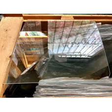 Mercedes W114 W115 Front right window glass pane   Mercedes W114 W115 Front right window glass pane